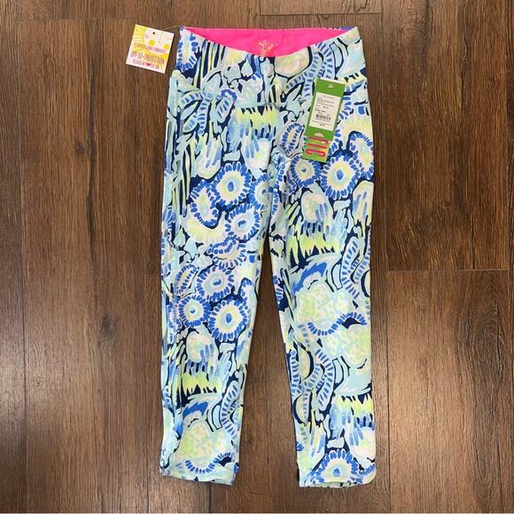 🆕 Lilly Pulitzer luxletic UPF 50+ weekender crops in sunset swim SZ XS - Picture 2 of 6